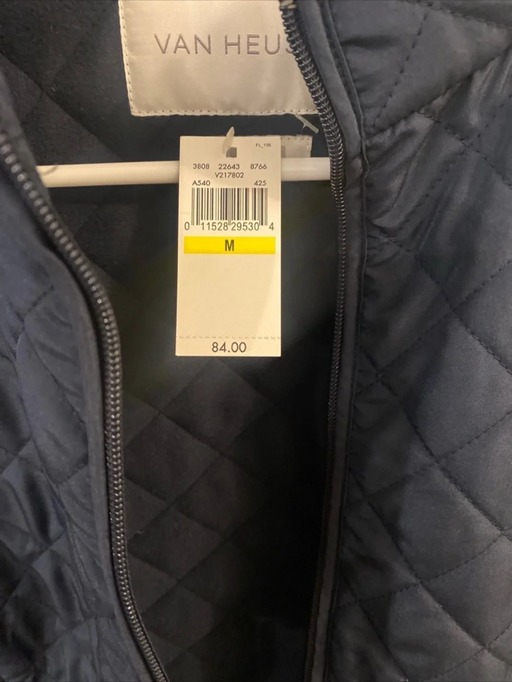 Van Heusen Black Quilted Vest - Picture 4 of 7